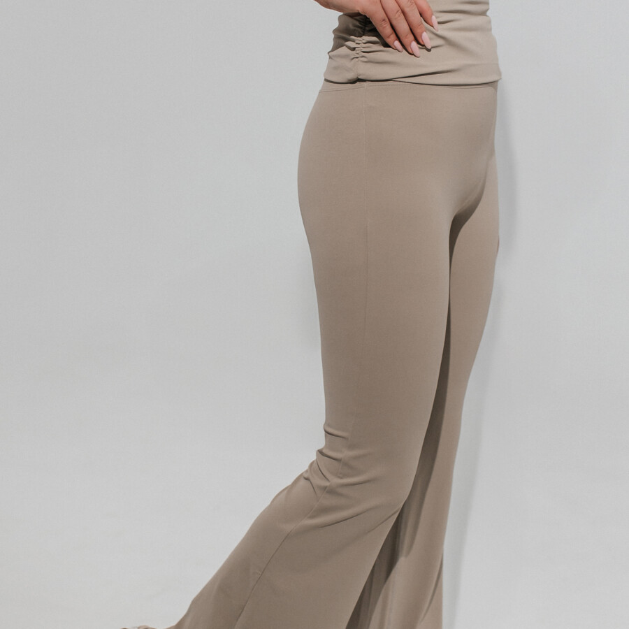 Modelujące Legginsy